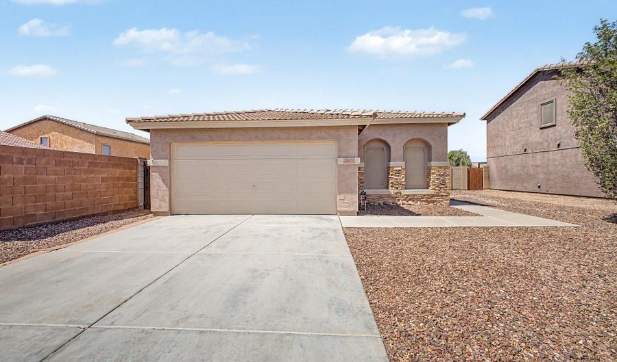 25670 W SATELLITE Ln, Buckeye, AZ 85326 - 3 Beds, 2 Bath