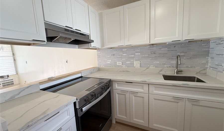 1848 Kahakai Dr 702, Honolulu, HI 96814 - 1 Beds, 1 Bath