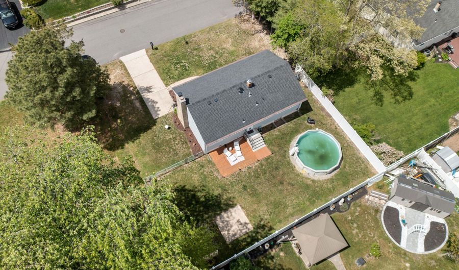 837 Cable Ave, Beachwood, NJ 08722 - 3 Beds, 1 Bath