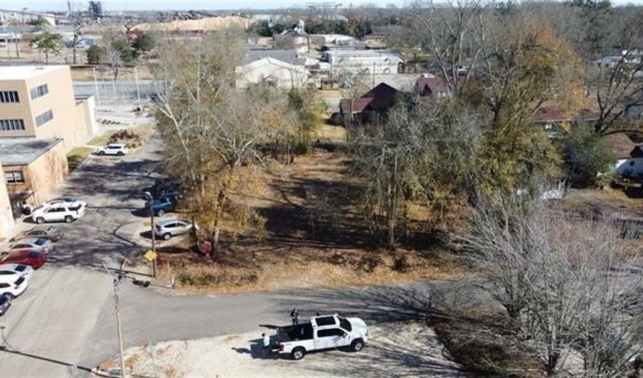 W 5TH Street lot 1 & 2, Bogalusa, LA 70427 - 0 Beds, 0 Bath