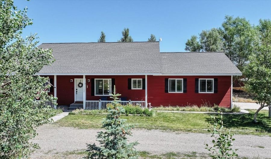 1634 W ARIMO Rd, Arimo, ID 83214 - 3 Beds, 2 Bath