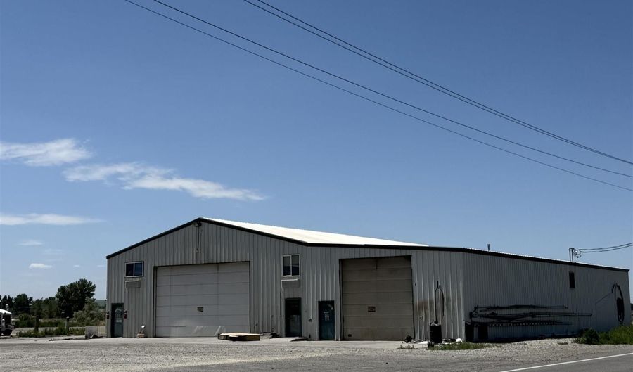 271 W Highway 30, Burley, ID 83318 - 0 Beds, 0 Bath