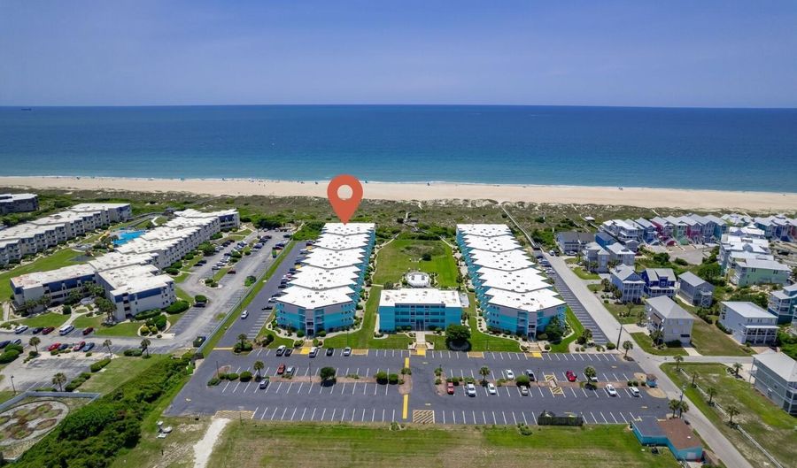 301 E Commerce Way Rd 214 Sea Spray, Atlantic Beach, NC 28512 - 2 Beds, 2 Bath