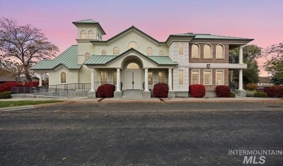 200 N 8th, Buhl, ID 83316 - 0 Beds, 0 Bath