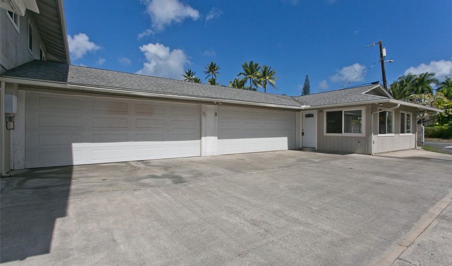 905 Kainui Dr, Kailua, HI 96734 - 6 Beds, 6 Bath