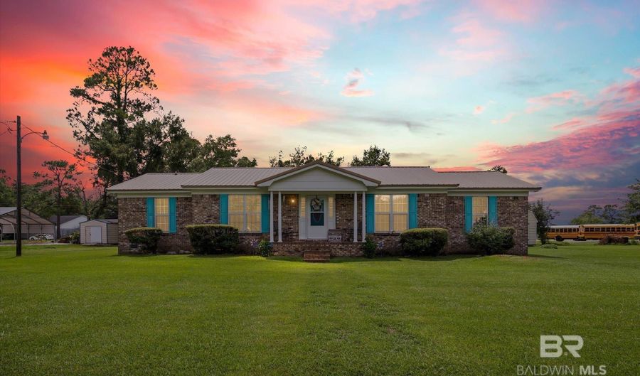 14230 S Wintzell Ave, Bayou La Batre, AL 36509 - 3 Beds, 2 Bath