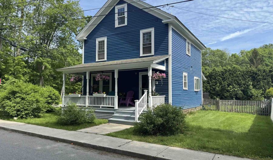 6 Willow St, Brattleboro, VT 05301 - 4 Beds, 2 Bath