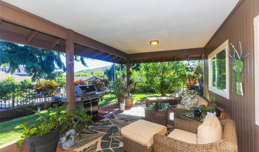 92-327 Kewai Pl, Kapolei, HI 96707 - 3 Beds, 2 Bath