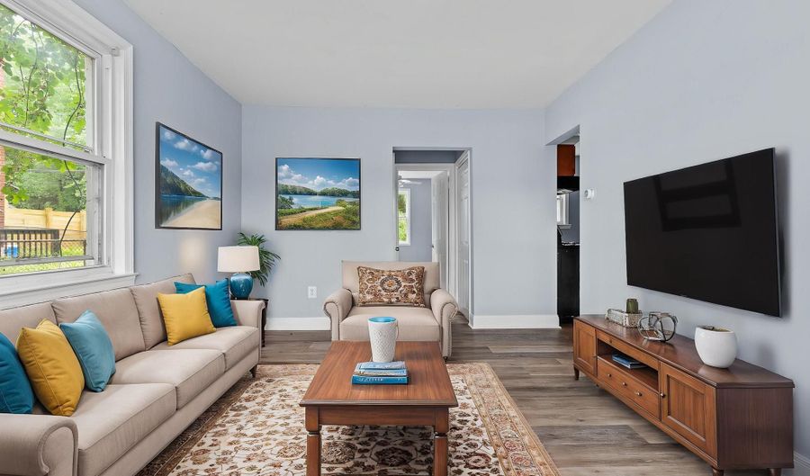 821 E JEFFREY St, Baltimore, MD 21225 - 2 Beds, 2 Bath