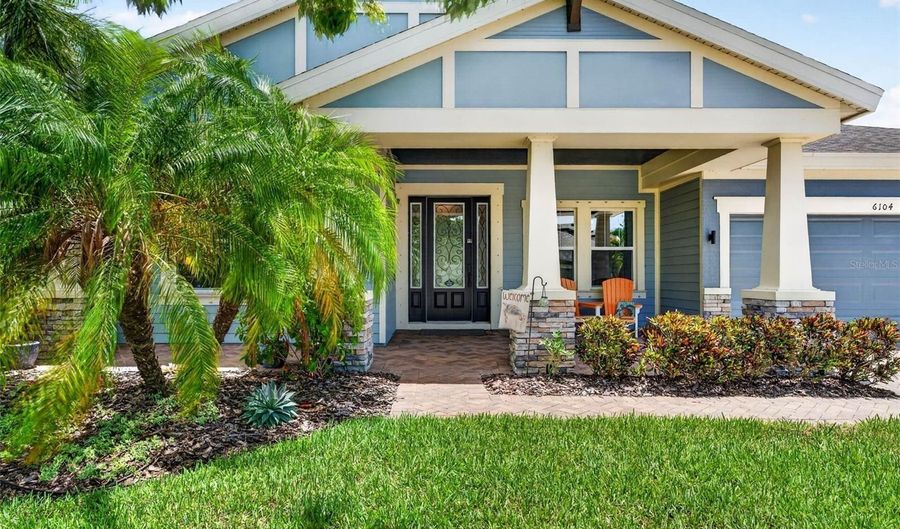6104 SHADOWLAKE Dr, Apollo Beach, FL 33572 - 4 Beds, 3 Bath