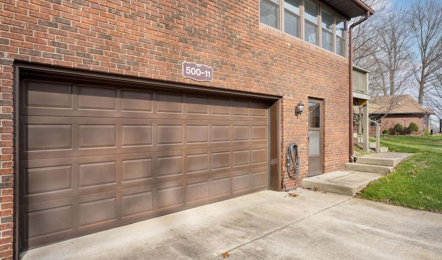 500 Greentree Dr 11, Bedford, IN 47421 - 2 Beds, 3 Bath