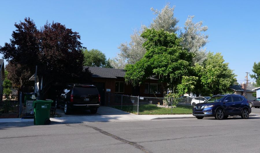 1380 Jerry Ln, Carson City, NV 89701 - 3 Beds, 2 Bath