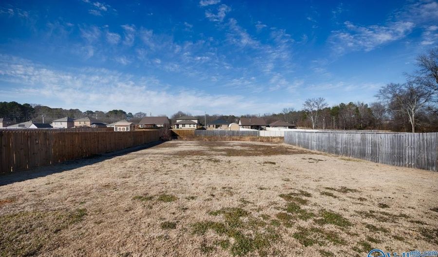 14665 Bowman St, Athens, AL 35613 - 4 Beds, 3 Bath