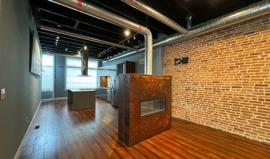 1143 HULL St, Baltimore, MD 21230 - 2 Beds, 2 Bath