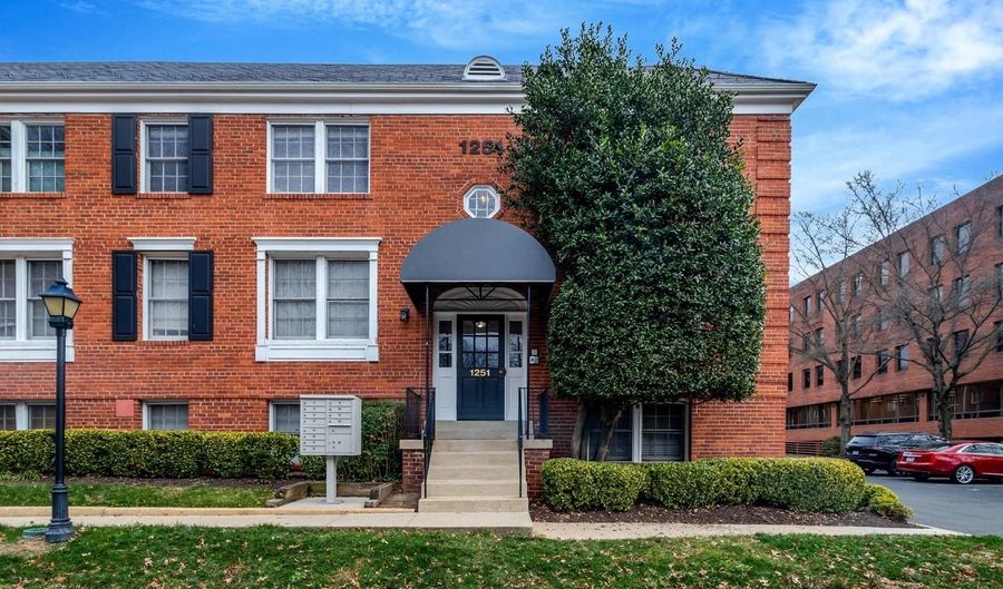 1251 E ABINGDON Dr #1121, Alexandria, VA 22314 - 1 Beds, 1 Bath