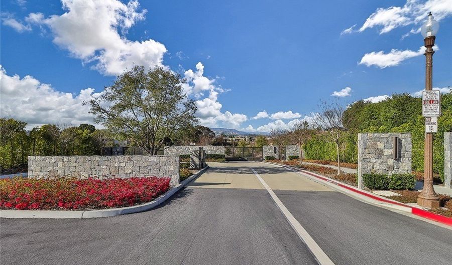 2313 Bonfield Ct, Camarillo, CA 93012 - 3 Beds, 3 Bath