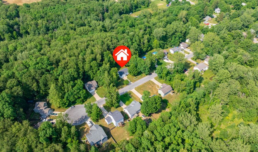 152 Summit Dr, Allegan, MI 49010 - 4 Beds, 2 Bath