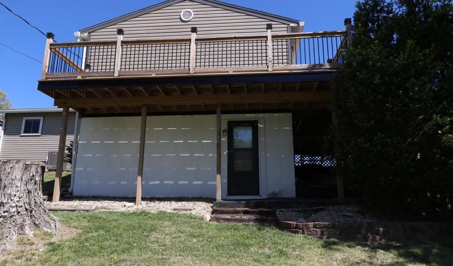 18 Circle Ln, Batesville, IN 47006 - 4 Beds, 2 Bath
