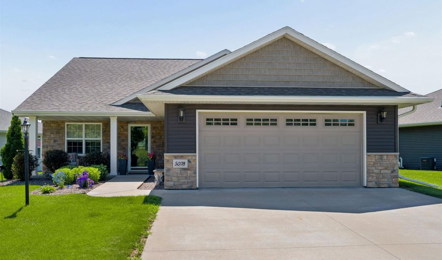5078 N MILKWEED Trl, Appleton, WI 54913 - 3 Beds, 3 Bath