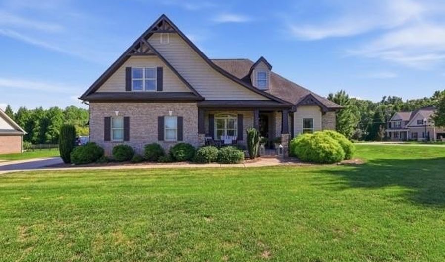 104 Tyler Ct, Advance, NC 27006 - 4 Beds, 3 Bath