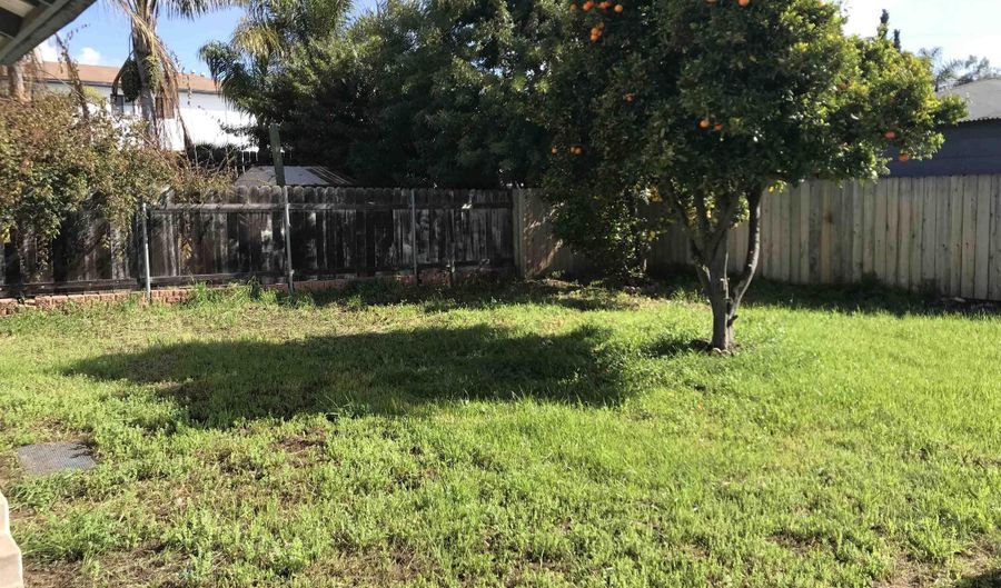 4747 POMONA Ave, La Mesa, CA 91942 - 2 Beds, 1 Bath