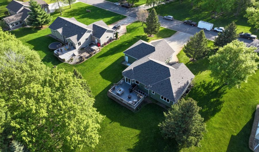 4201 Rue De Frenchman NE, Alexandria, MN 56308 - 5 Beds, 3 Bath