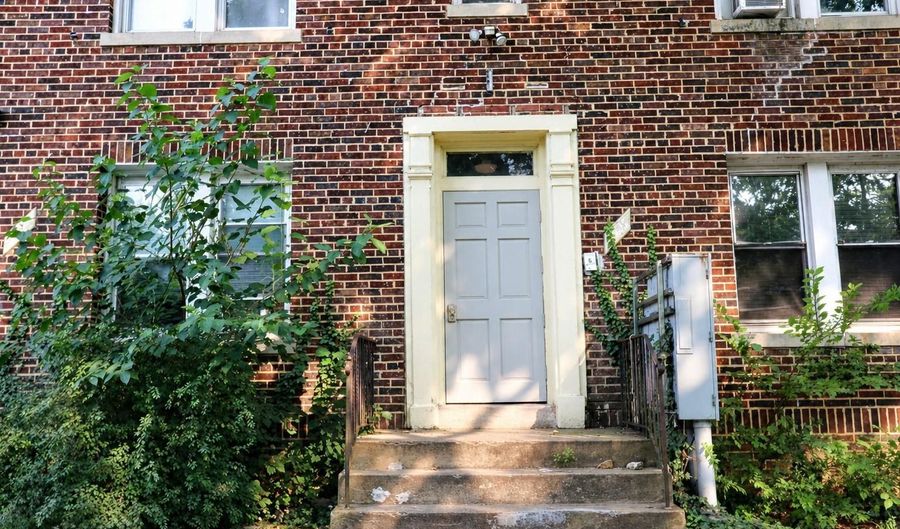 1329 ORREN NE 2, Washington, DC 20002 - 2 Beds, 1 Bath