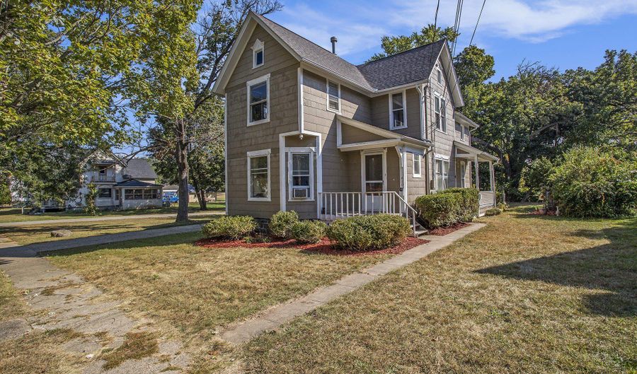 410 Bidwell St, Albion, MI 49224 - 4 Beds, 2 Bath
