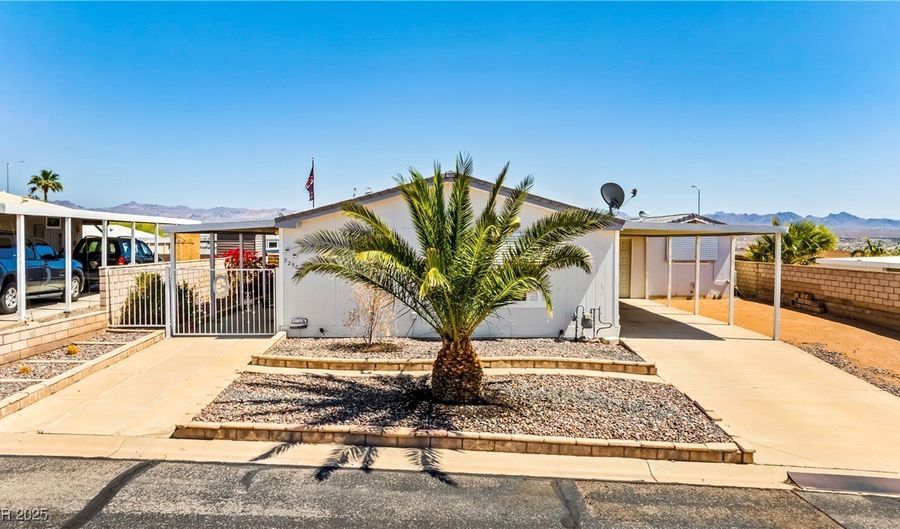 3250 Mirador St, Laughlin, NV 89029 - 2 Beds, 2 Bath