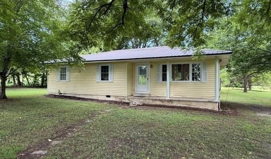 1765 Punch Ln, Batesville, AR 72501 - 3 Beds, 1 Bath