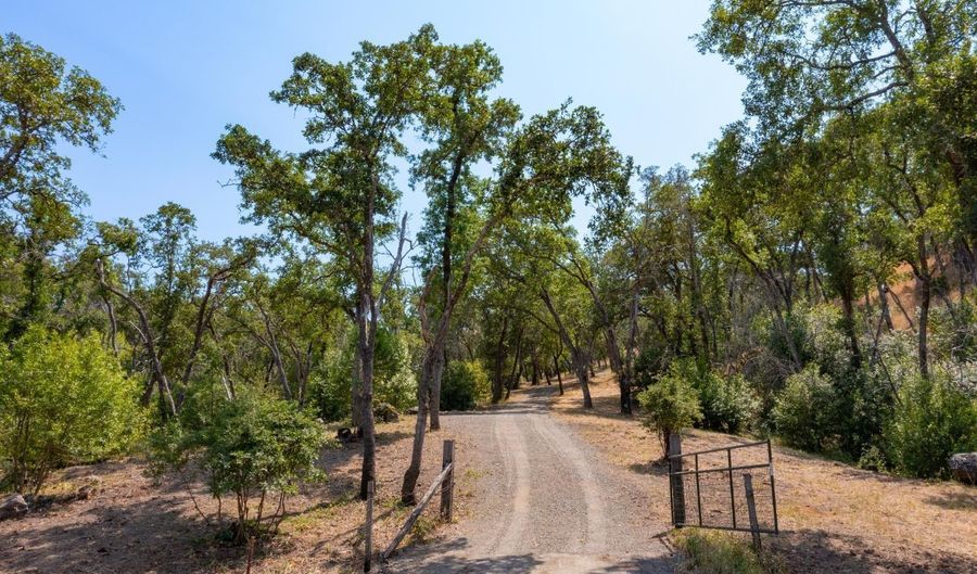 3550 Porter Creek Rd, Santa Rosa, CA 95404 - 0 Beds, 0 Bath