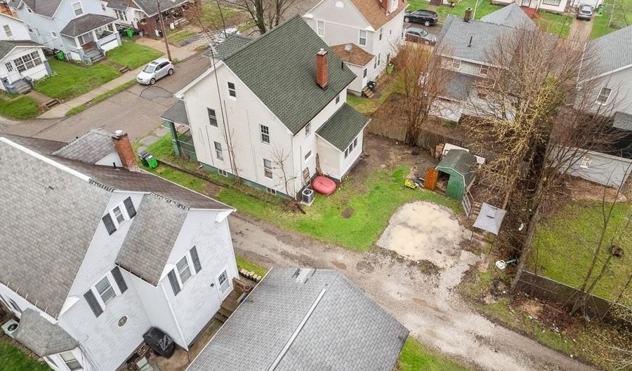 118 S McKinley Ave, Alliance, OH 44601 - 4 Beds, 1 Bath