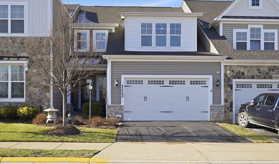 23595 GOLDEN EMBERS Sq, Ashburn, VA 20148 - 3 Beds, 4 Bath