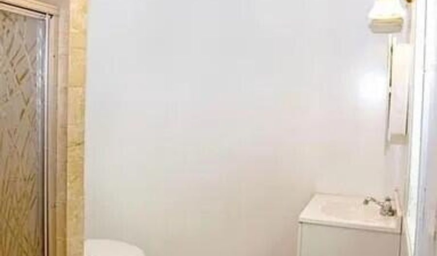 459 Hamilton St, Albany, NY 12203 - 4 Beds, 2 Bath