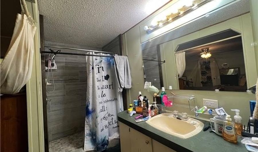 61027 RUTH HOLTON Rd, Amite, LA 70422 - 2 Beds, 1 Bath