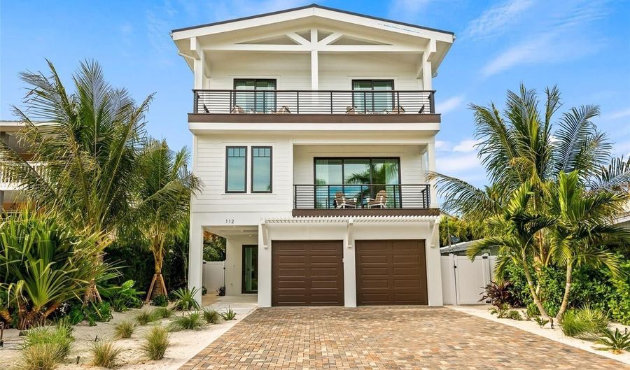 112 MAPLE Ave, Anna Maria, FL 34216 - 5 Beds, 5 Bath
