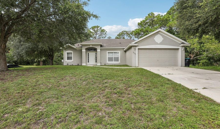 202 Shalimar Ave NW, Palm Bay, FL 32907 - 3 Beds, 2 Bath