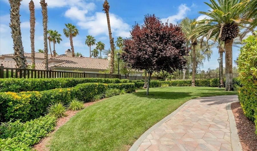 2050 W Warm Springs Rd 3722, Henderson, NV 89014 - 2 Beds, 2 Bath