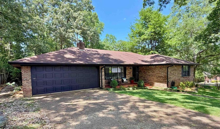 2 Glendale Ct, Arkadelphia, AR 71923 - 3 Beds, 2 Bath