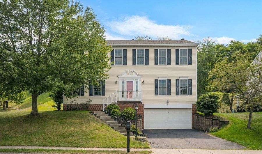 939 White Water Dr, Adams Twp., PA 16046 - 4 Beds, 3 Bath