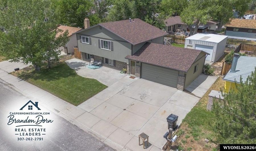 2882 Chippewa Trl, Casper, WY 82604 - 4 Beds, 2 Bath