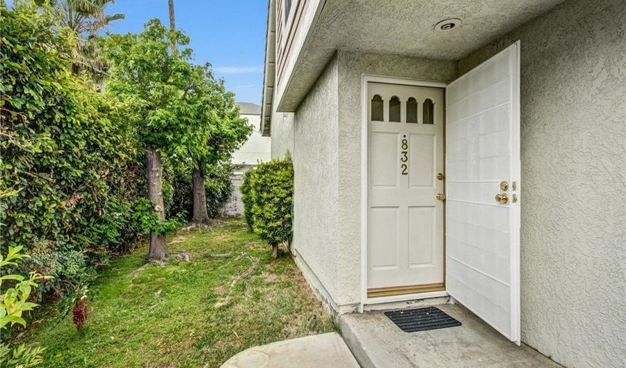832 W Commonwealth Ave, Alhambra, CA 91801 - 3 Beds, 3 Bath
