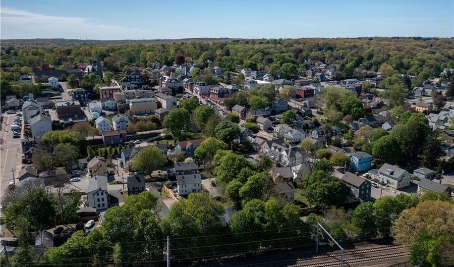 32 Exchange St 101, East Greenwich, RI 02818 - 1 Beds, 1 Bath