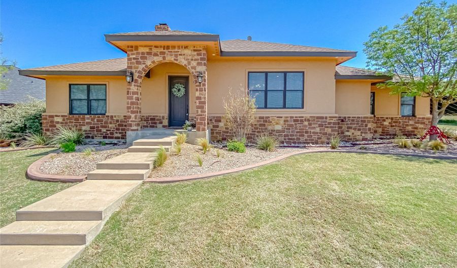 14 Remington Dr, Albany, TX 76430 - 3 Beds, 3 Bath