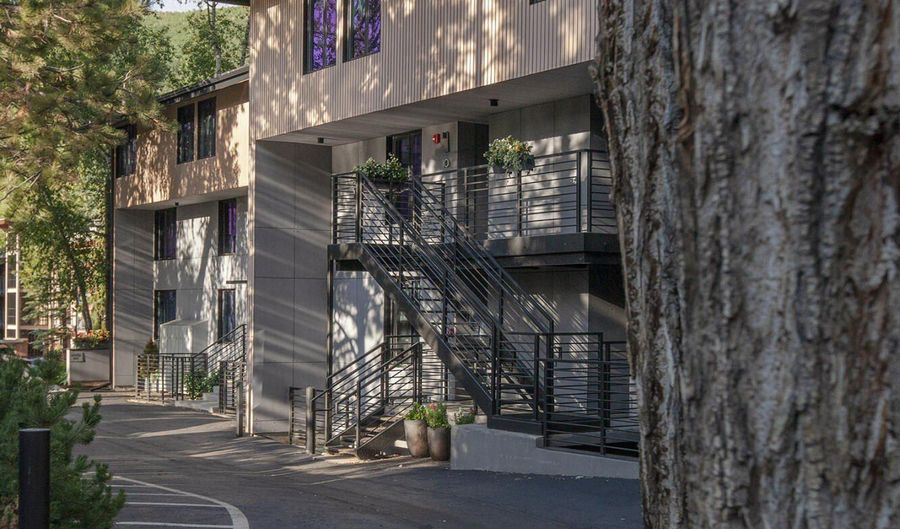 1039 E Cooper Ave 16A, Aspen, CO 81611 - 4 Beds, 3 Bath