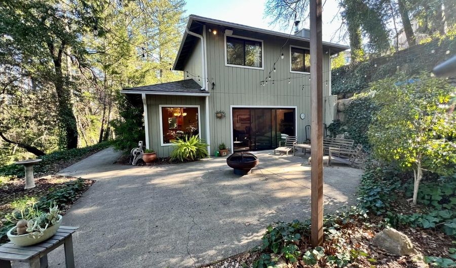 200 Sky Oaks Dr, Angwin, CA 94508 - 3 Beds, 3 Bath