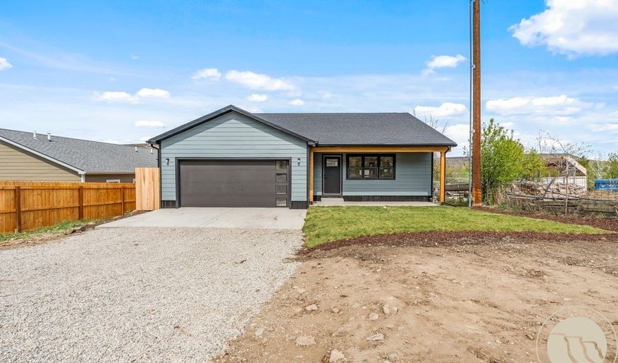 2 Avis St, Absarokee, MT 59001 - 3 Beds, 2 Bath