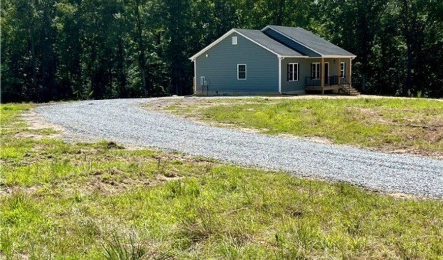 13220 BENT CREEK Rd, Amelia, VA 23002 - 3 Beds, 2 Bath