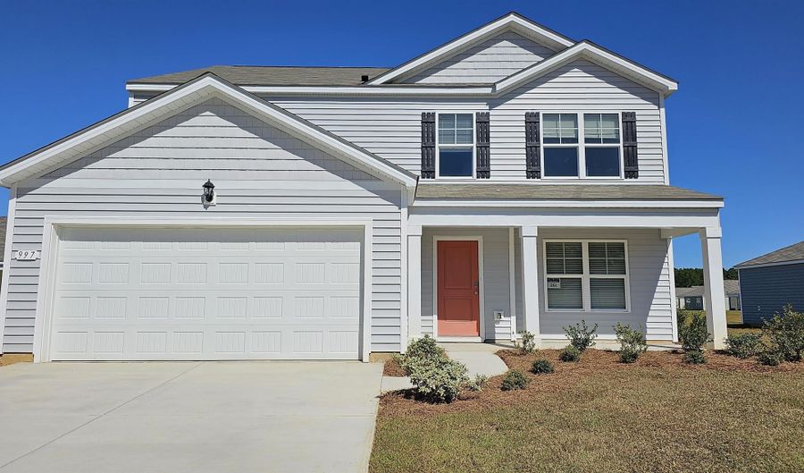 252 Clear Lake Dr, Conway, SC 29526 - 5 Beds, 4 Bath