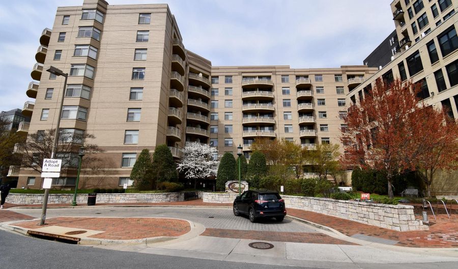 7111 WOODMONT Ave 314, Chevy Chase, MD 20815 - 1 Beds, 1 Bath